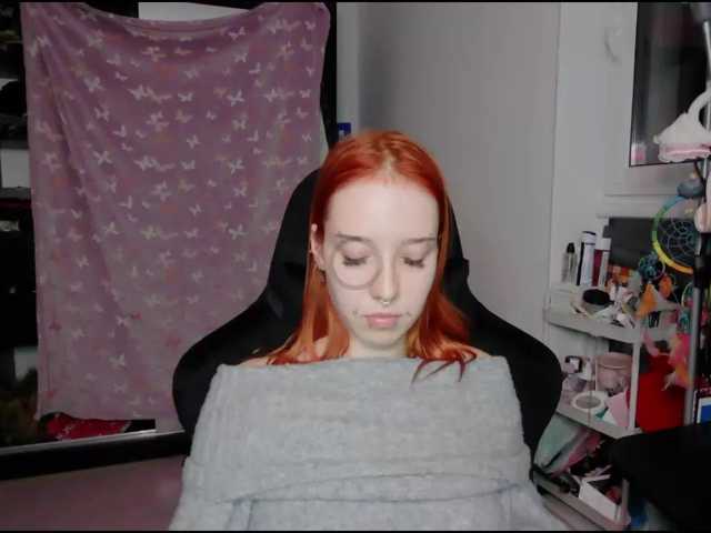 foxSonya live cam on BongaCams