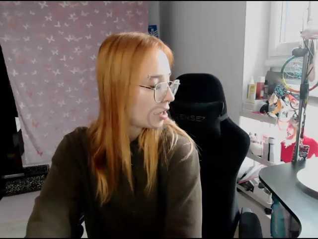 foxSonya live cam on BongaCams