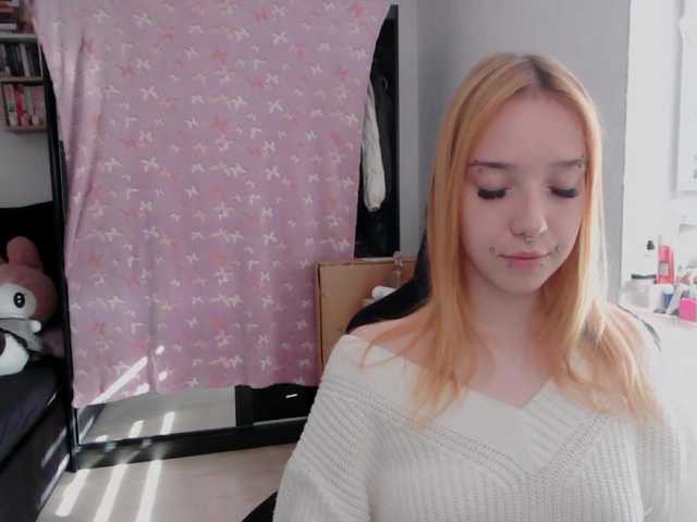 foxSonya live cam on BongaCams
