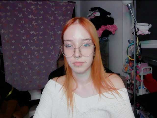 foxSonya live cam on BongaCams