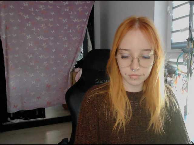 foxSonya live cam on BongaCams