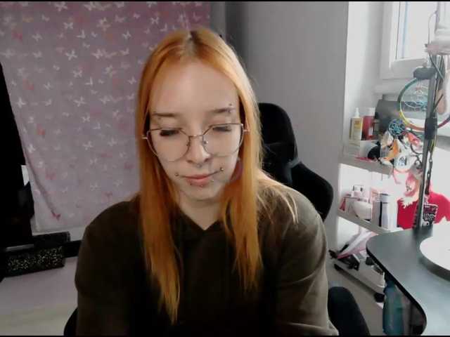 foxSonya live cam on BongaCams