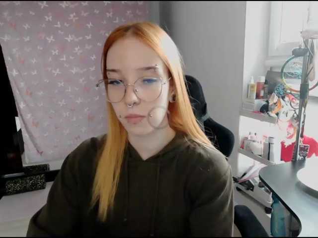 foxSonya live cam on BongaCams
