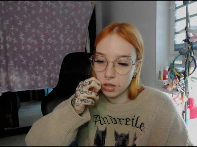 foxSonya live cam on BongaCams