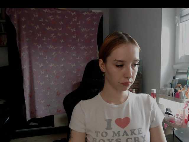 foxSonya live cam on BongaCams