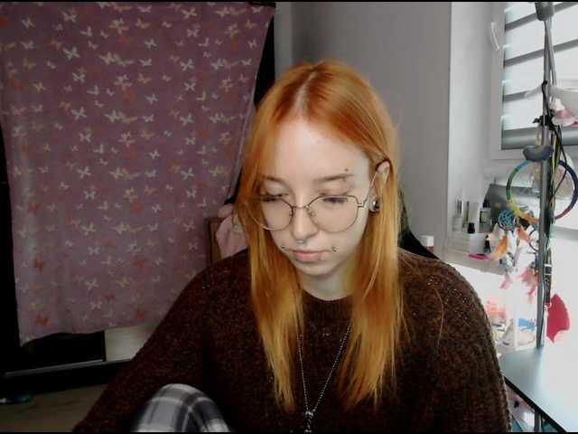 foxSonya live cam on BongaCams