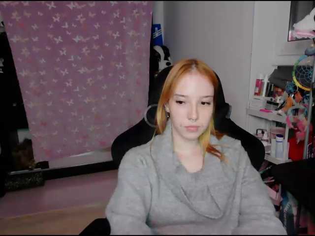 foxSonya live cam on BongaCams