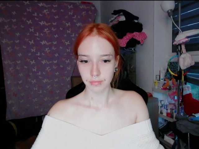 foxSonya live cam on BongaCams
