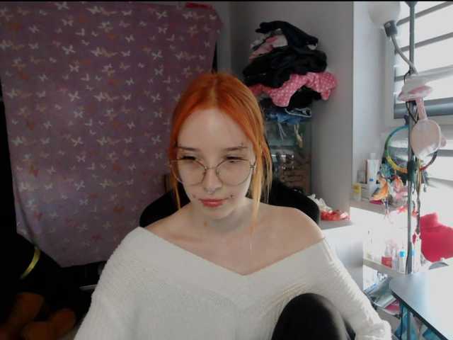 foxSonya live cam on BongaCams
