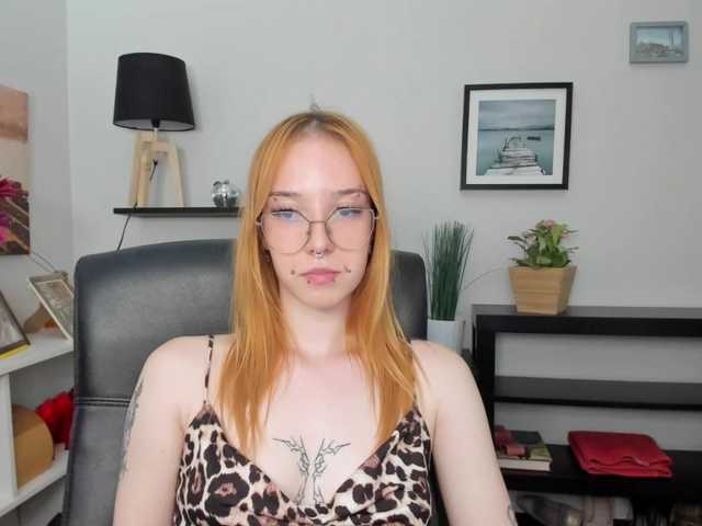 foxSonya live webcam show