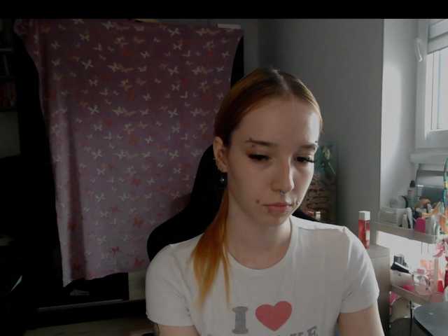 foxSonya live cam on BongaCams