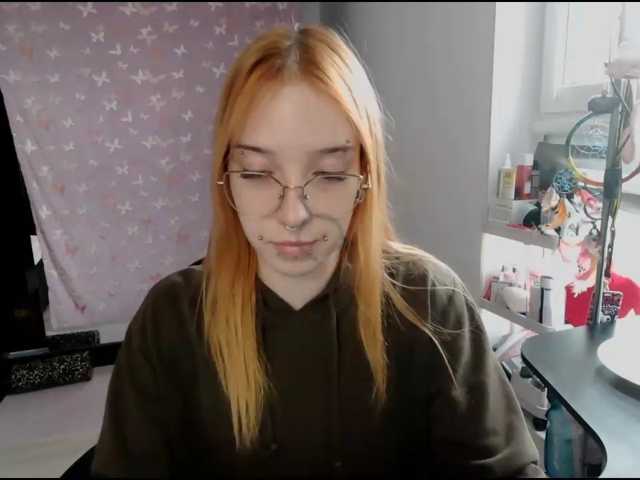 foxSonya live cam on BongaCams