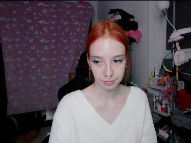 foxSonya live cam on BongaCams