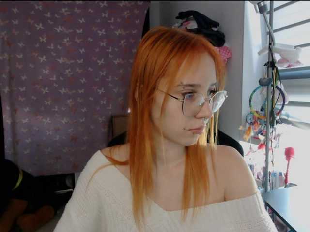 foxSonya live cam on BongaCams