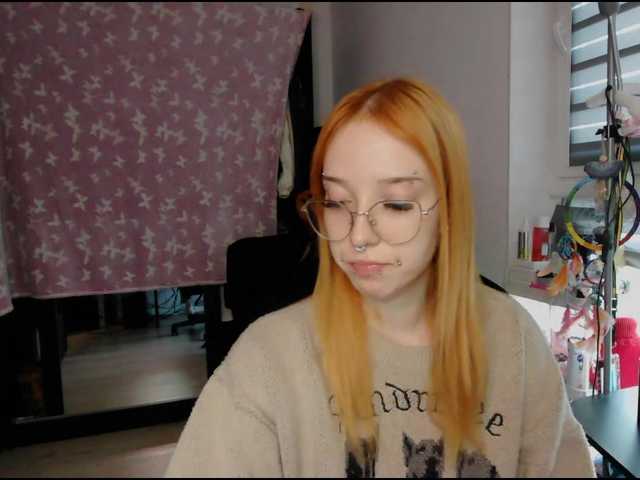 foxSonya live cam on BongaCams