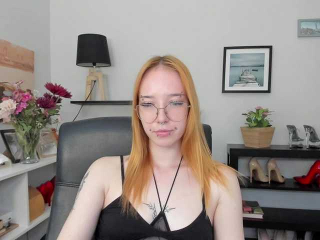 foxSonya live cam on BongaCams