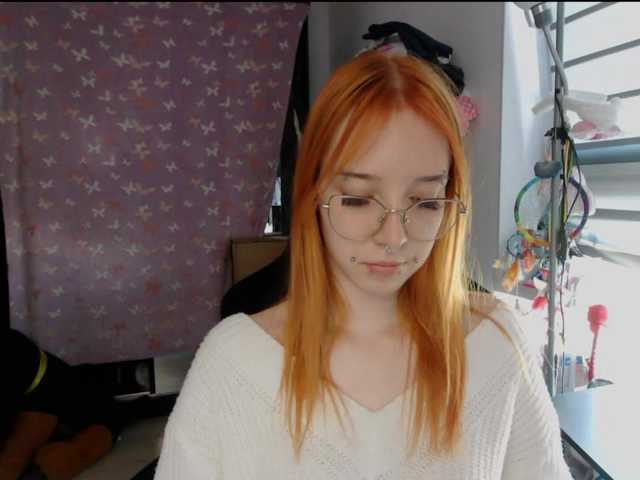 foxSonya live cam on BongaCams