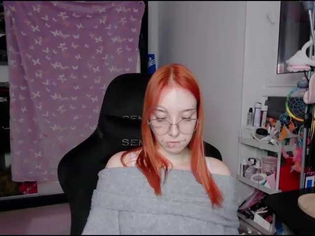 foxSonya live cam on BongaCams