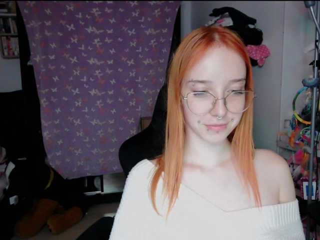 foxSonya live cam on BongaCams
