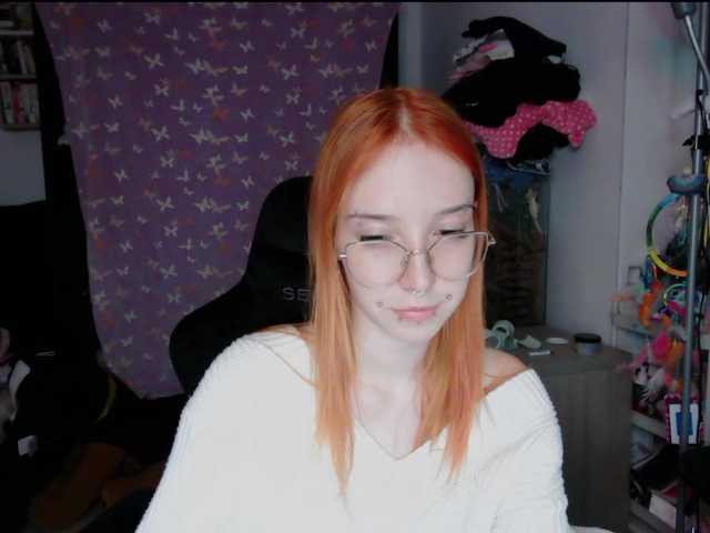 foxSonya live cam on BongaCams