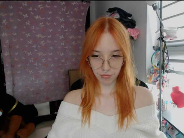 foxSonya live cam on BongaCams