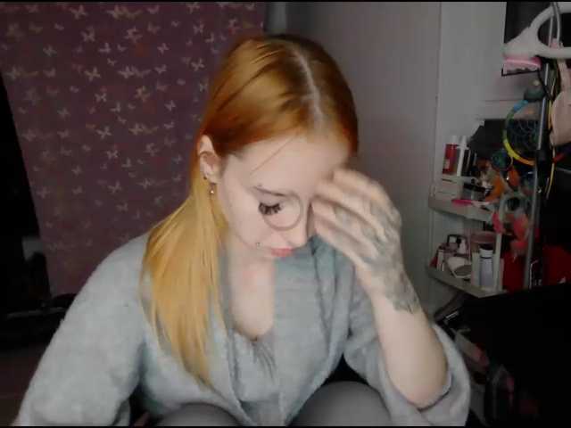 foxSonya live cam on BongaCams