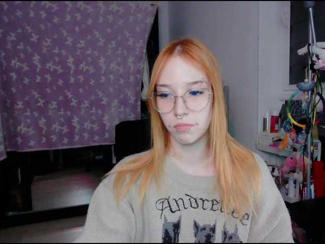 foxSonya live cam on BongaCams