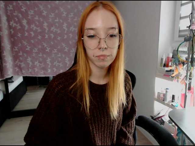 foxSonya live cam on BongaCams