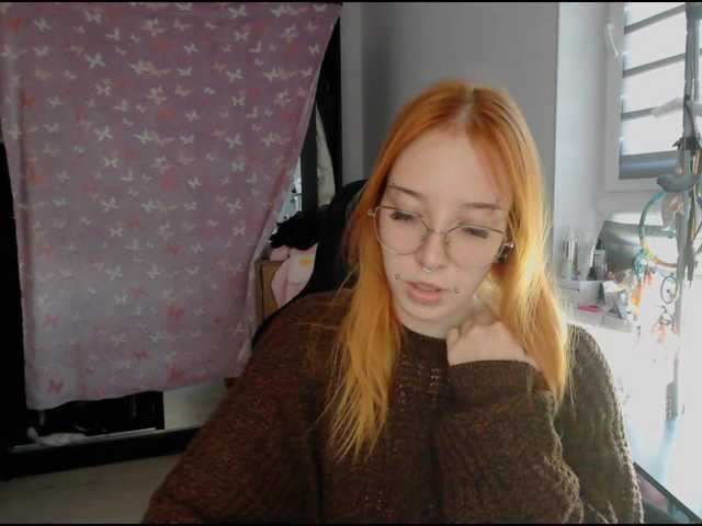 foxSonya live cam on BongaCams