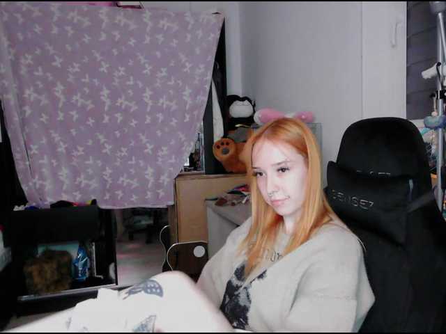 foxSonya live cam on BongaCams