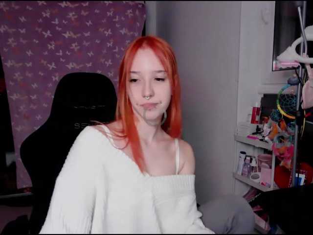 foxSonya live cam on BongaCams