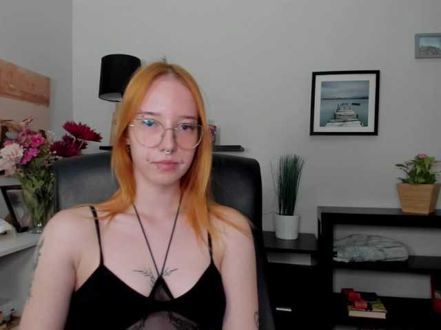 foxSonya live cam on UnifiedCams
