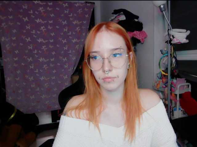 foxSonya live cam on BongaCams