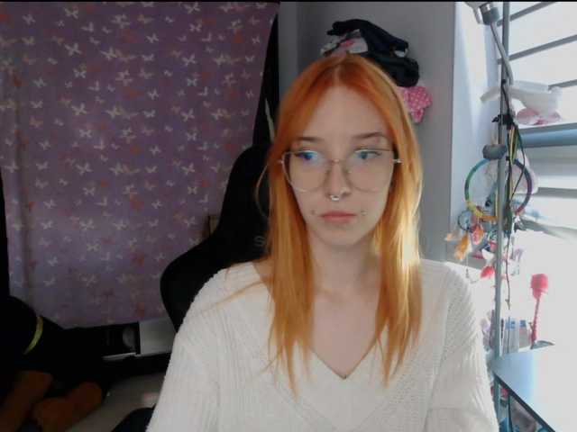 foxSonya live cam on BongaCams