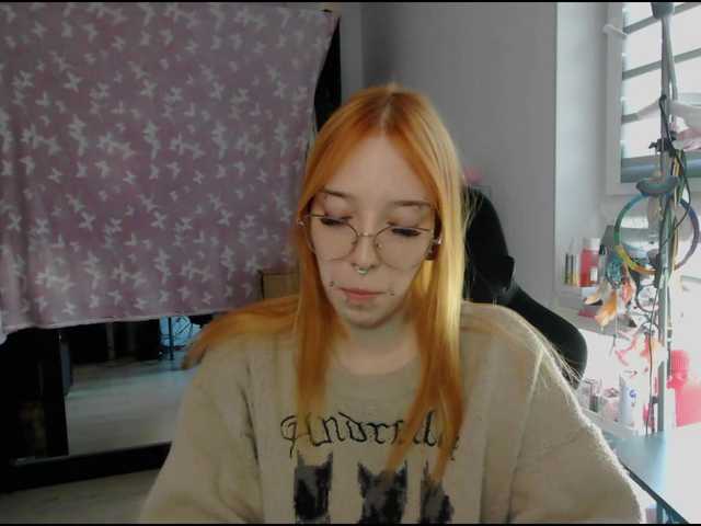 foxSonya live cam on BongaCams