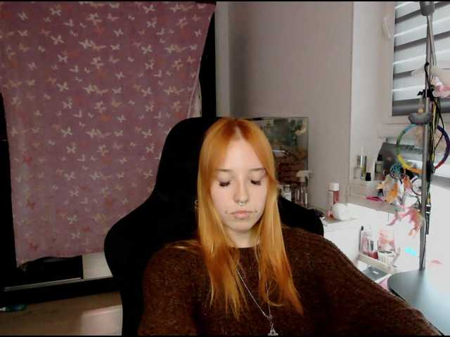 foxSonya live cam on BongaCams