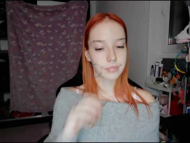 foxSonya live cam on BongaCams