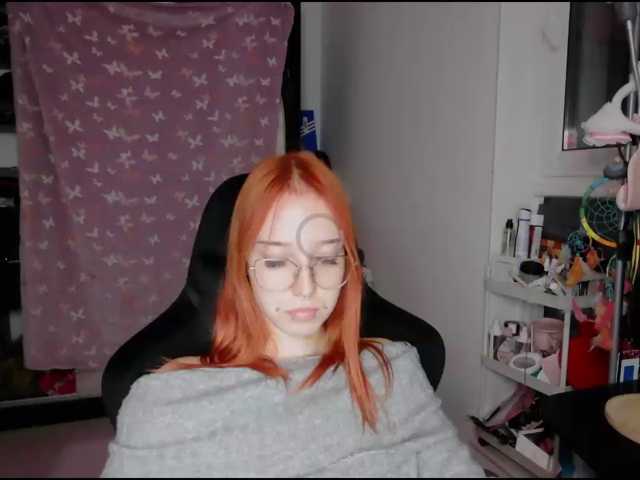 foxSonya live cam on BongaCams