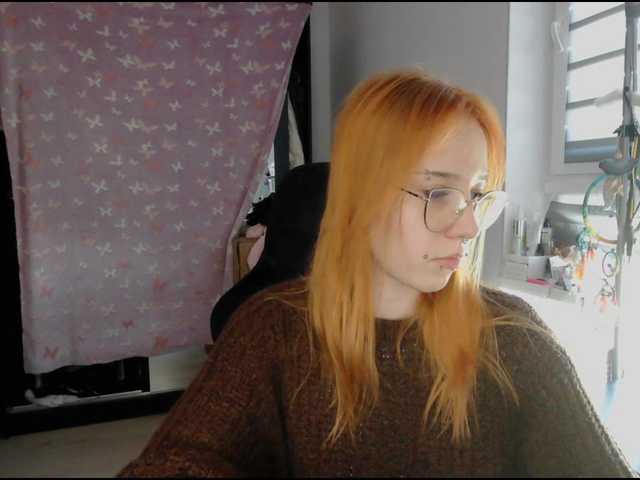 foxSonya live cam on BongaCams