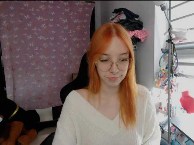 foxSonya live cam on BongaCams