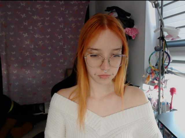 foxSonya live cam on BongaCams