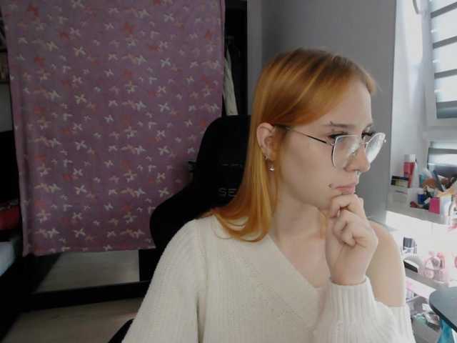 foxSonya live cam on BongaCams