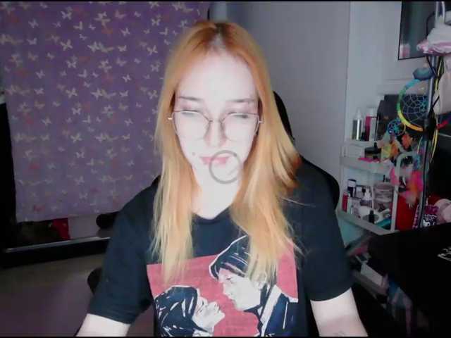 foxSonya live cam on BongaCams