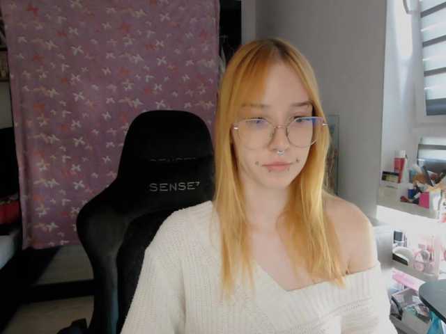 foxSonya live cam on BongaCams