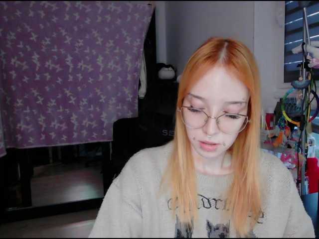 foxSonya live cam on BongaCams