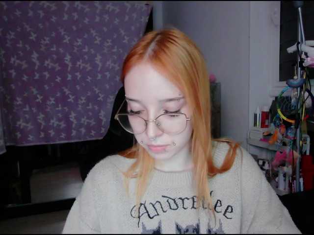 foxSonya live cam on BongaCams