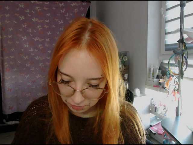 foxSonya live cam on BongaCams