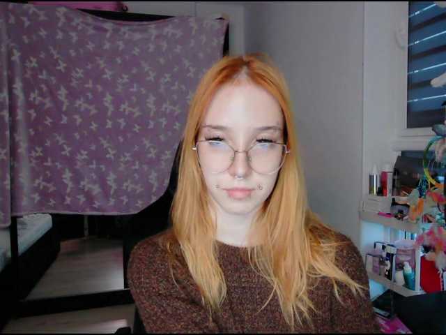 foxSonya live cam on BongaCams