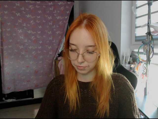 foxSonya live cam on BongaCams