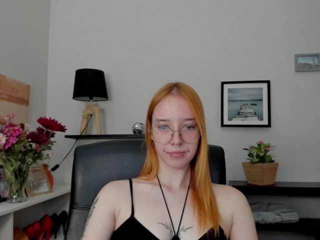 foxSonya live cam on UnifiedCams